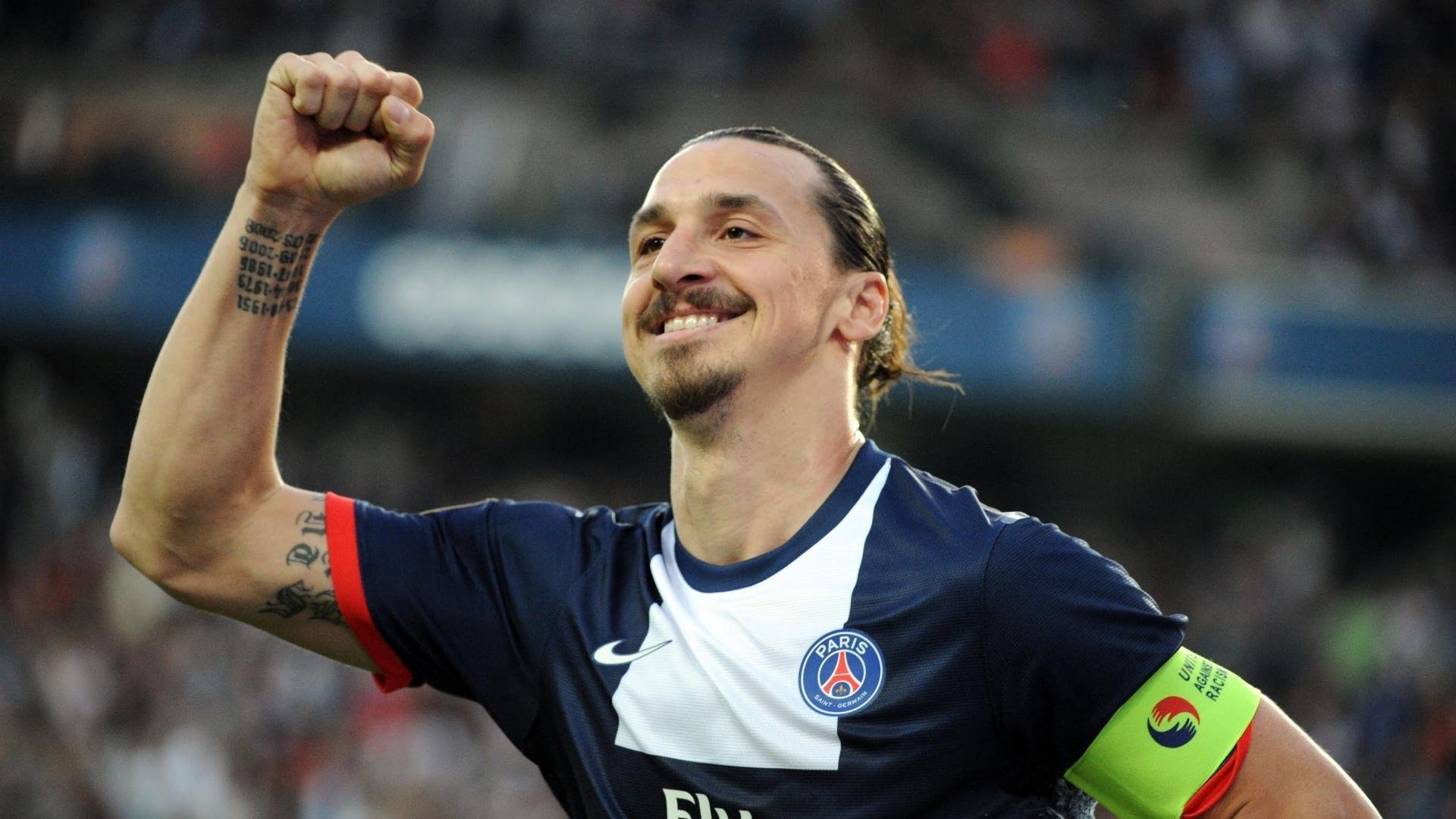 “德甲火药味浓,争冠队伍齐聚一堂”,德甲名场面