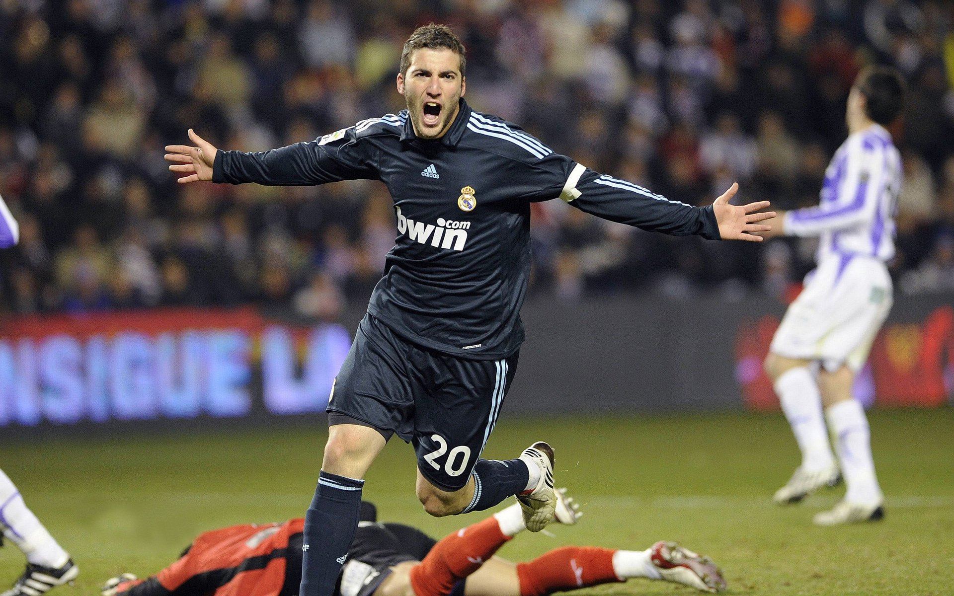 中国足球青训“走出去”,举办国际青少年足球交流赛,中国青少年足球发展计划领导办公室